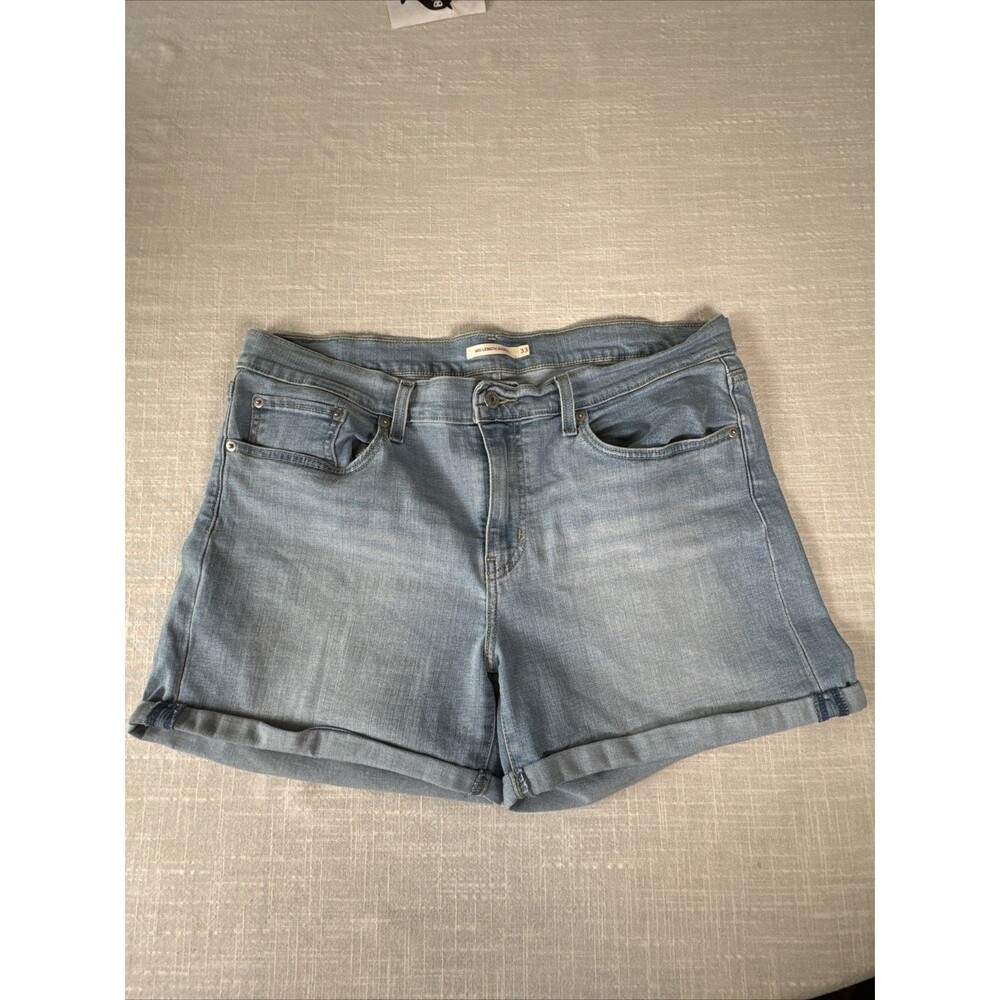 Levi’s Women’s Mid Length‎ Cuffed Shorts Size 33 Blue Light Wash